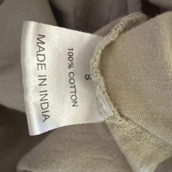 Universe Moon Stars Jr Womens T Shirt Sz Small Destroyed Holes Y2K Skater Street - Picture 10 of 14